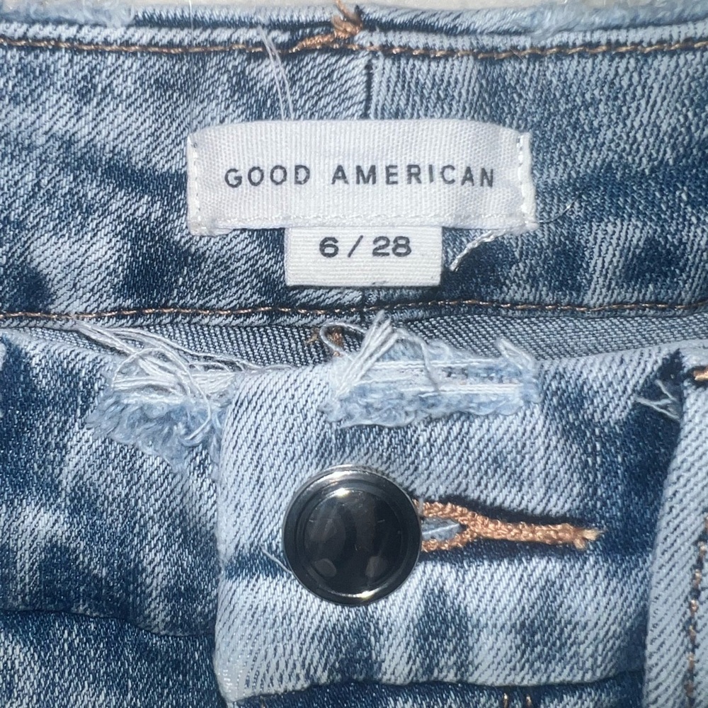 Good American Classic Blue Jeans